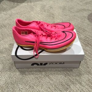 New Nike Air Zoom Maxfly Weave